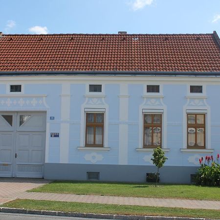 Ferienwohnungen Magedler Locsmánd Kültér fotó